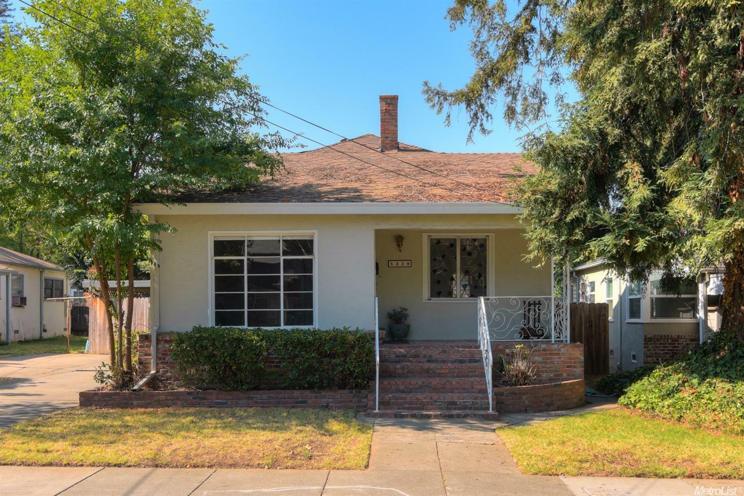 Property Photo:  5328 L Street  CA 95819 