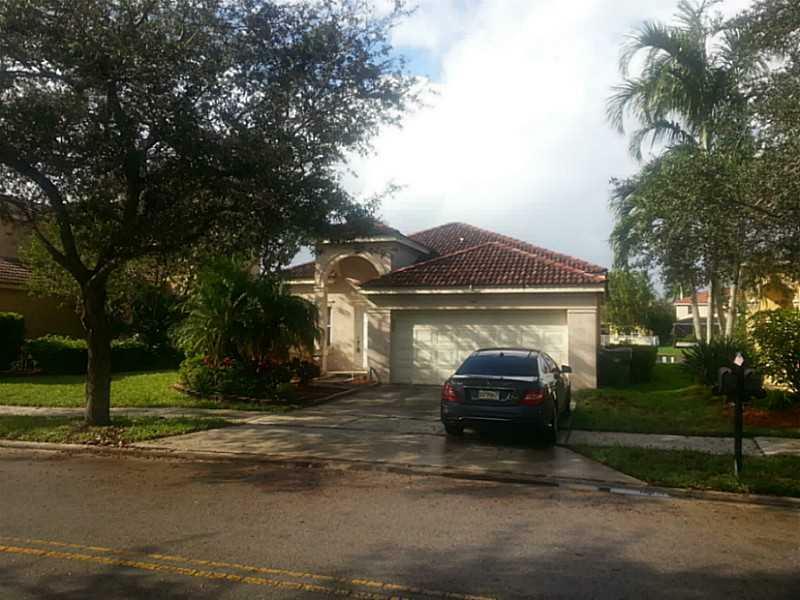 Property Photo:  785 Vista Meadows Dr  FL 33327 