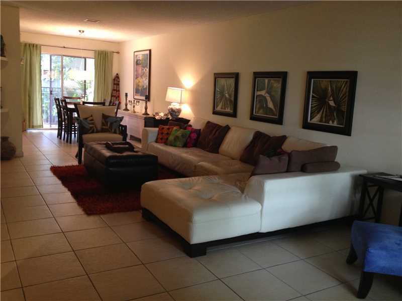 Property Photo: 224 Seaview Dr 104 FL 33149