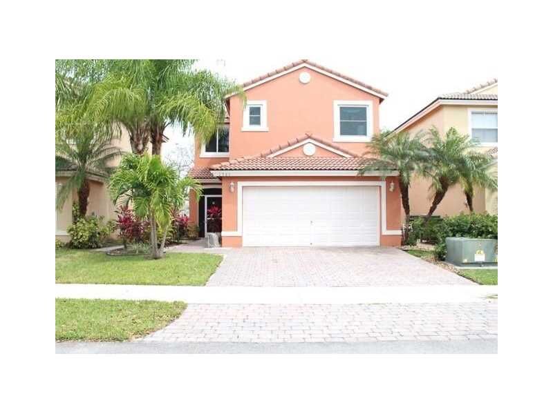 Property Photo:  1361 SE 20th Rd  FL 33035 