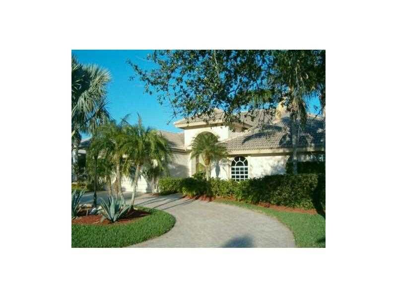 Property Photo:  4999 Chardonnay Dr  FL 33067 