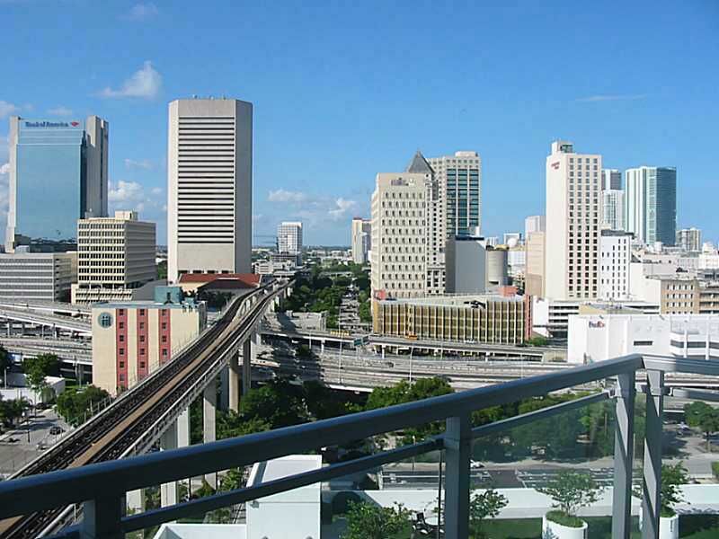 Property Photo: 90 SW 3 St 1511 FL 33130