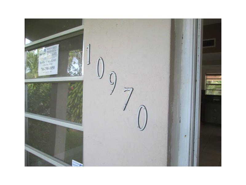 Property Photo:  10970 SW 42 Te  FL 33165 