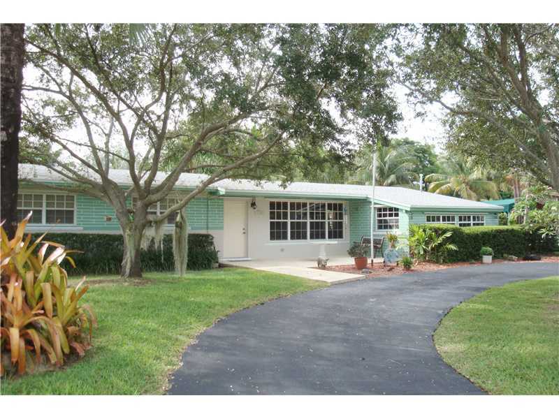 Property Photo: 17120 SW 89 Ct *** FL 33157