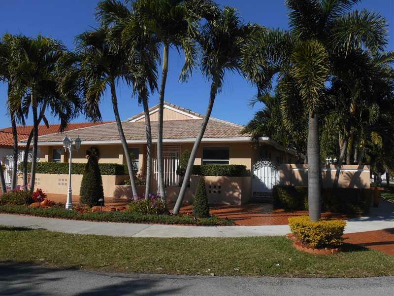 Property Photo: 9971 SW 26 St FL 33165