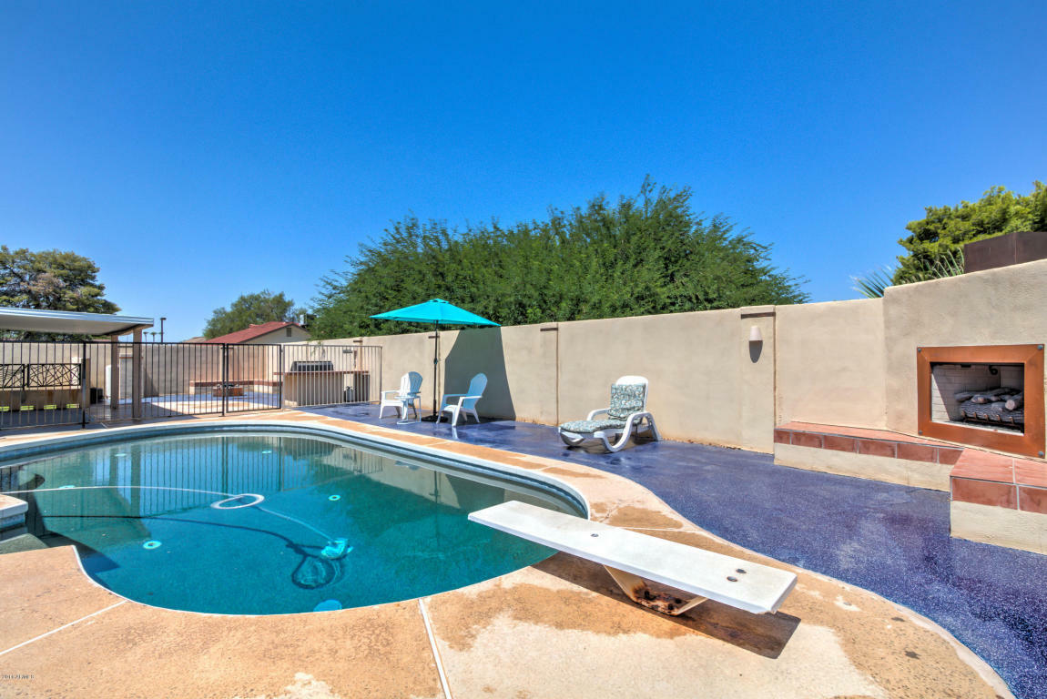 Property Photo: 1638 W Naranja Avenue AZ 85202