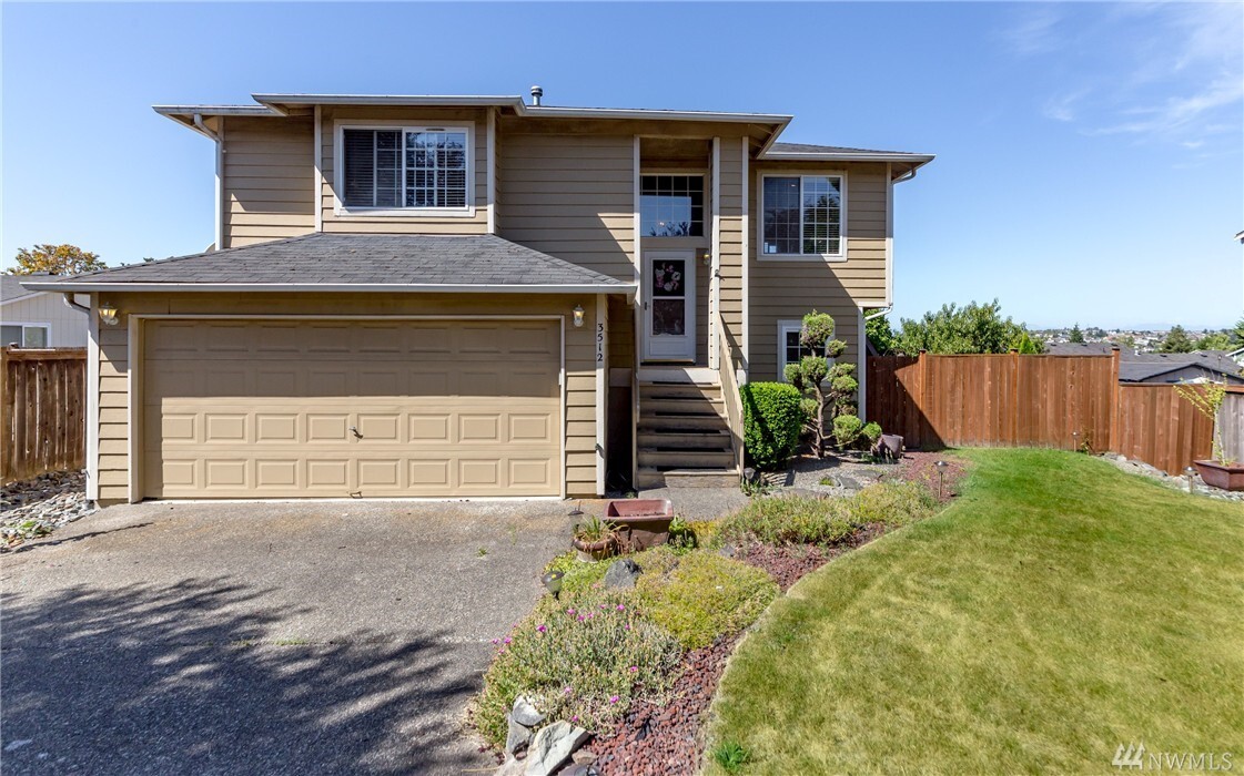 Property Photo: 3512 48th Ave NE WA 98422