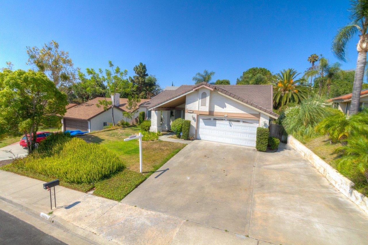 Property Photo: 1431 Darwin Dr CA 92056
