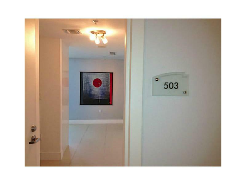 Property Photo:  92 3 St 503  FL 33130 