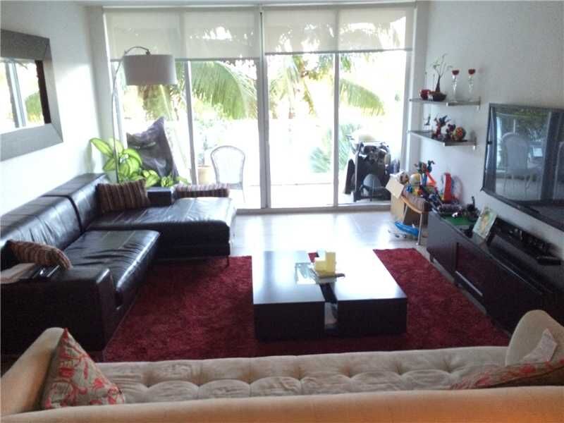 Property Photo:  5600 Collins Av 4-N  FL 33140 