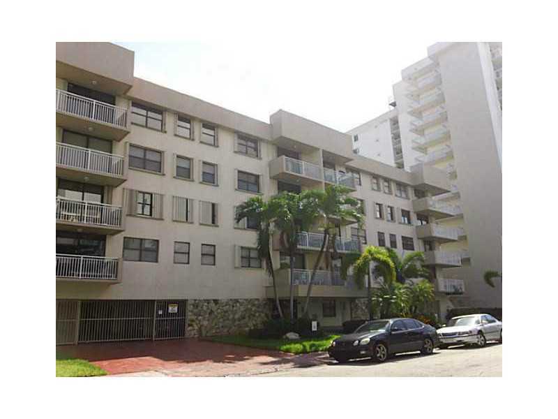 Property Photo:  1665 Bay Rd 323  FL 33139 