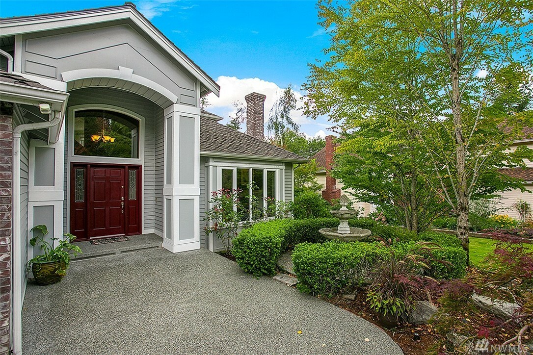 Property Photo:  21313 NE 81st St  WA 98053 
