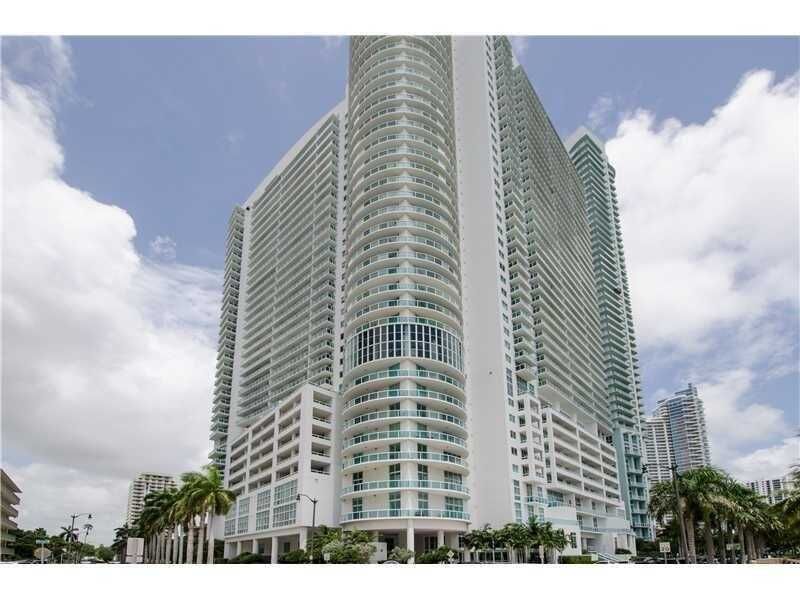 Property Photo: 1800 N Bayshore Dr 3908 FL 33132