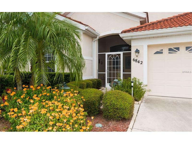 Property Photo:  6842 Wagon Wheel Circle  FL 34243 