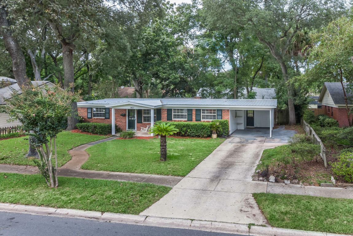Property Photo: 1407 Arden Way FL 32250