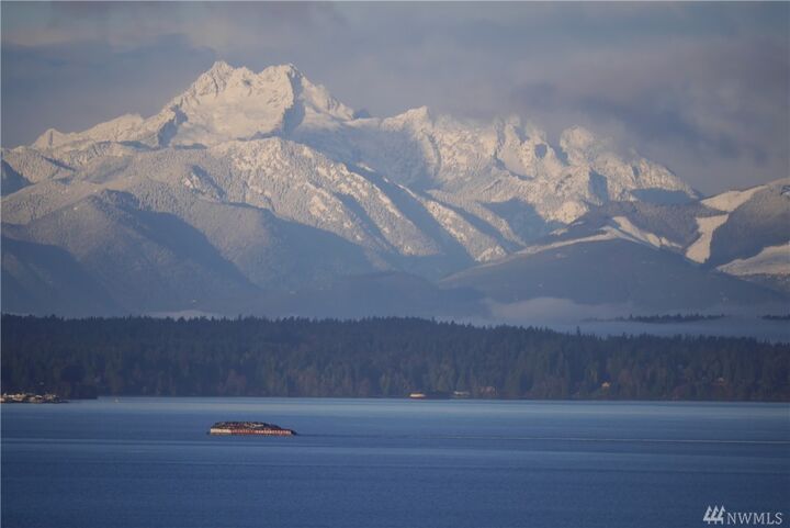 Property Photo:  1230 NW Blakely Court  WA 98177 