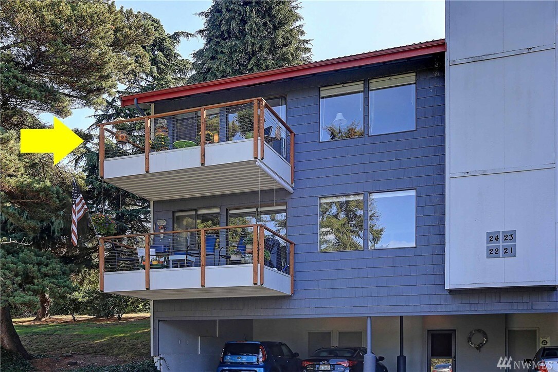 Property Photo:  140 E North Camano Dr 24  WA 98282 