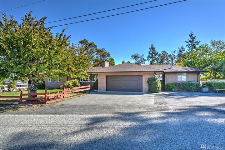 Property Photo:  634  Moe Road  WA 98282 