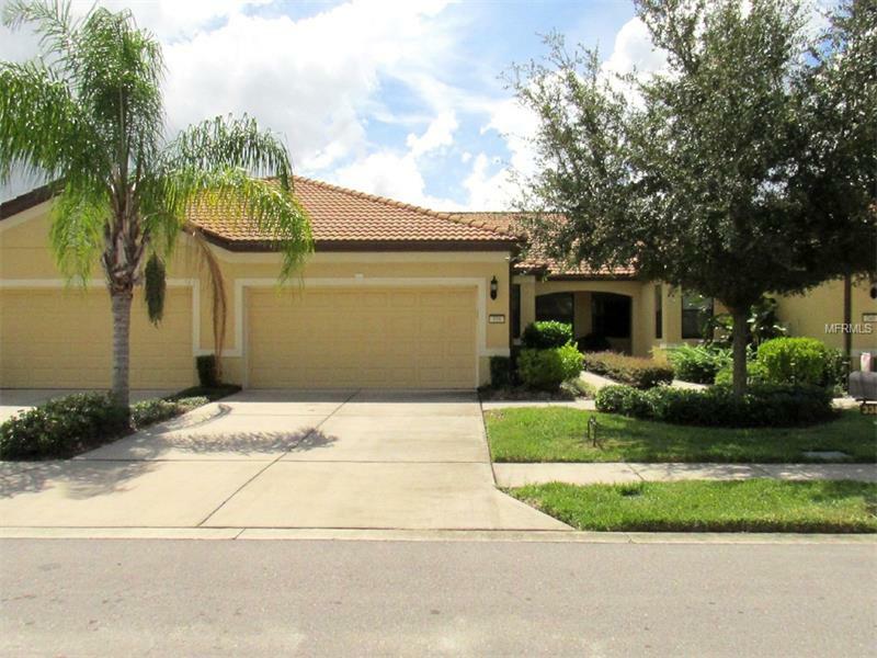 Property Photo: 338 Bluewater Falls Court FL 33572