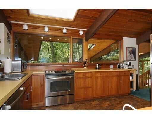 Property Photo: 85 Indian Hill MA 01741