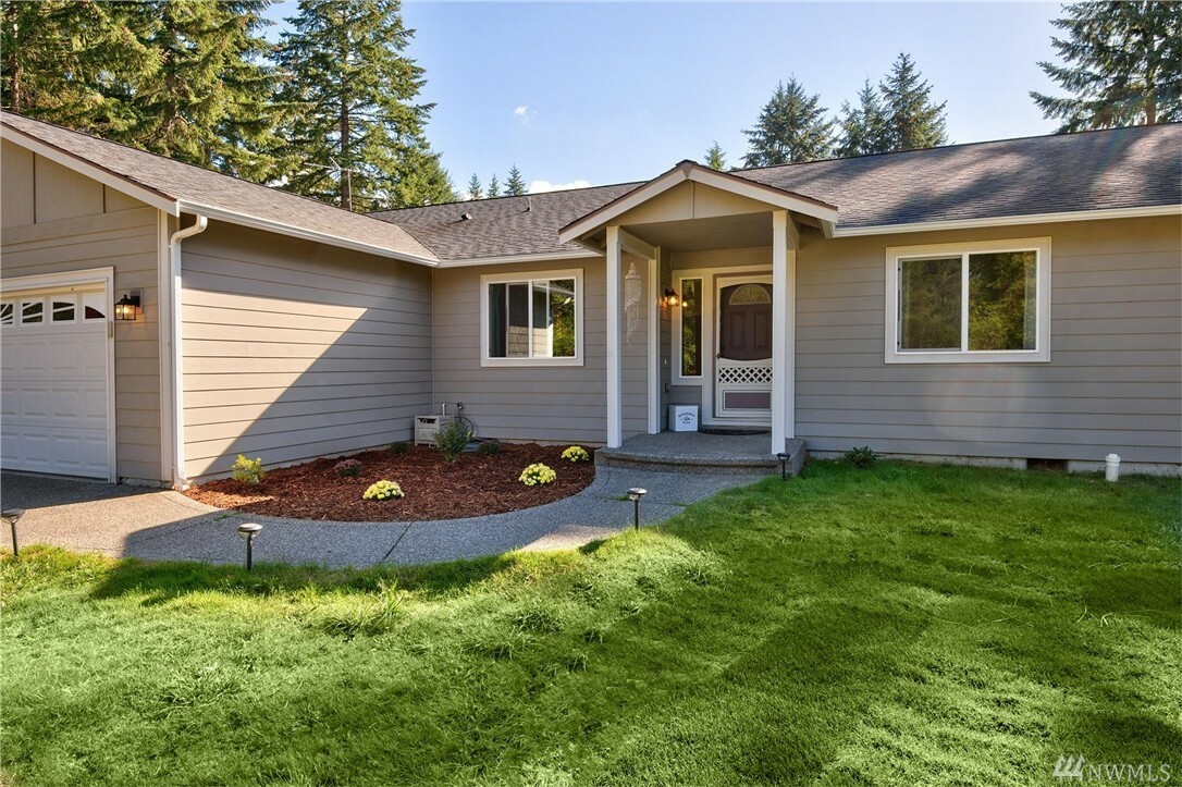 Property Photo:  489 SW Clevenger Lane  WA 98367 