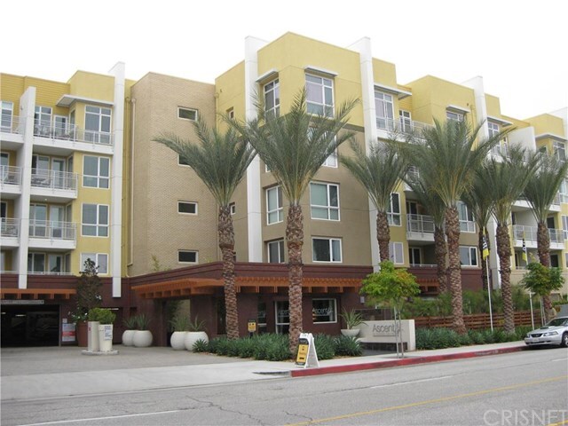 Property Photo: 21301 Erwin Street #301 CA 91367