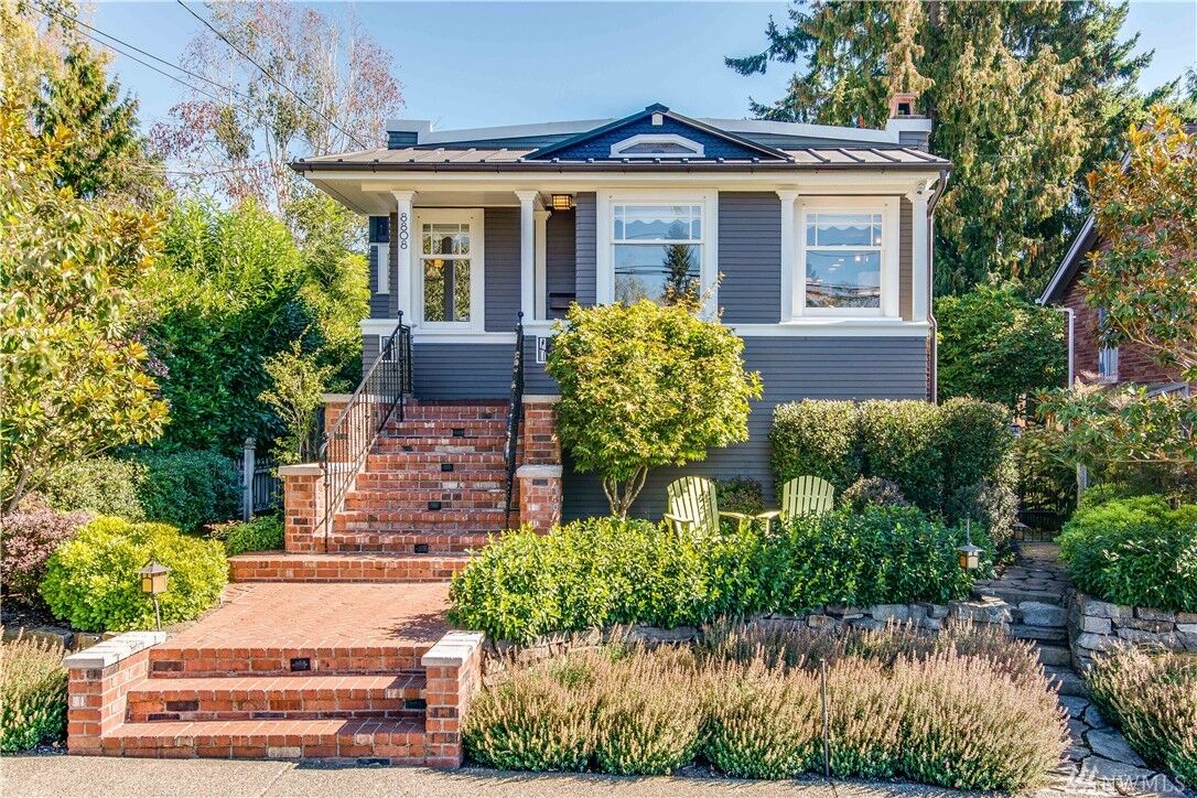 Property Photo: 8808 Densmore Ave N WA 98103