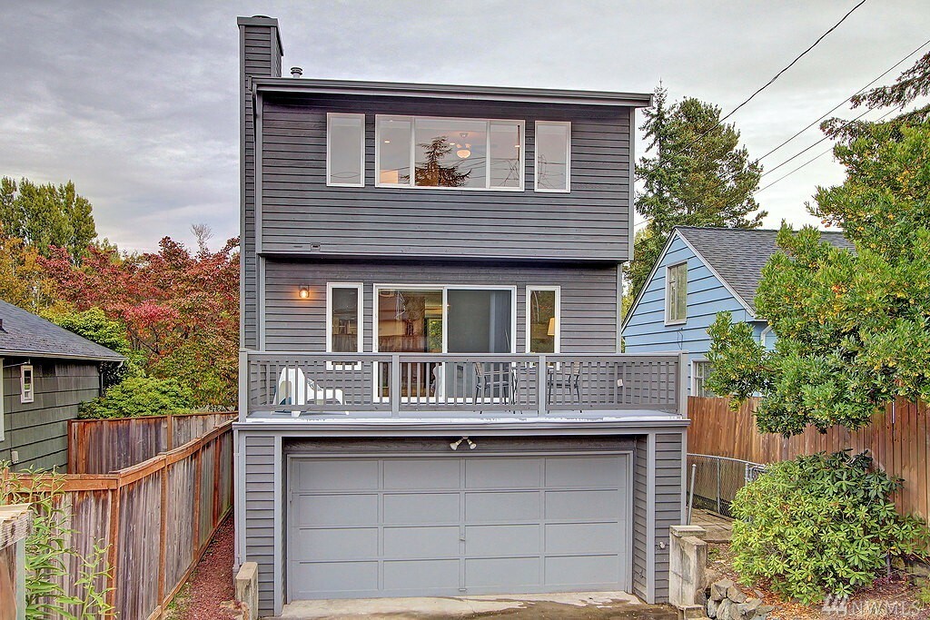 Property Photo:  5229 35th Ave SW  WA 98144 