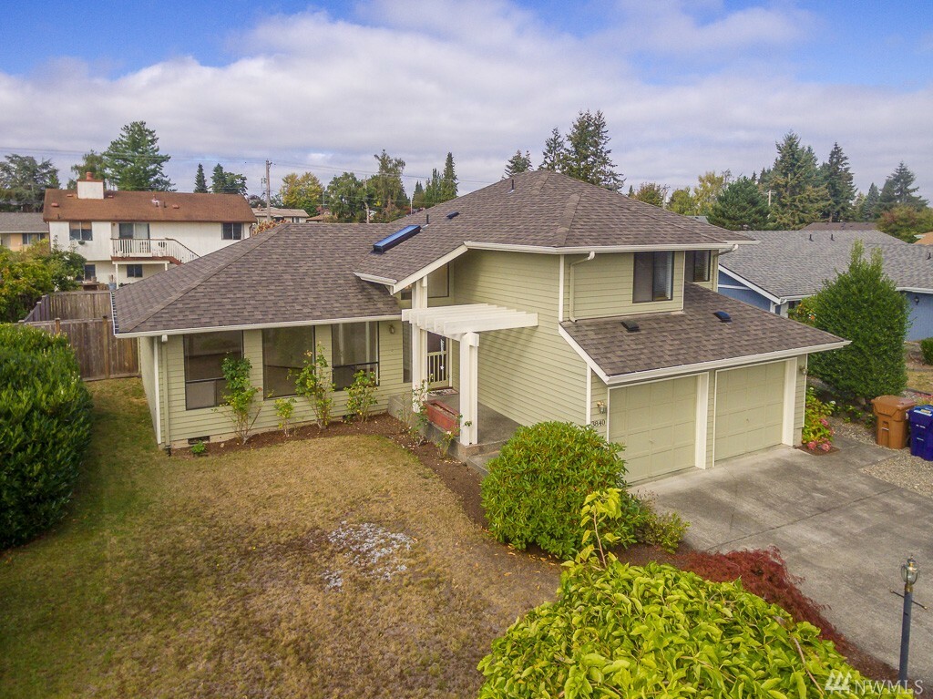 Property Photo:  3840 N Commencement Bay Dr  WA 98407 