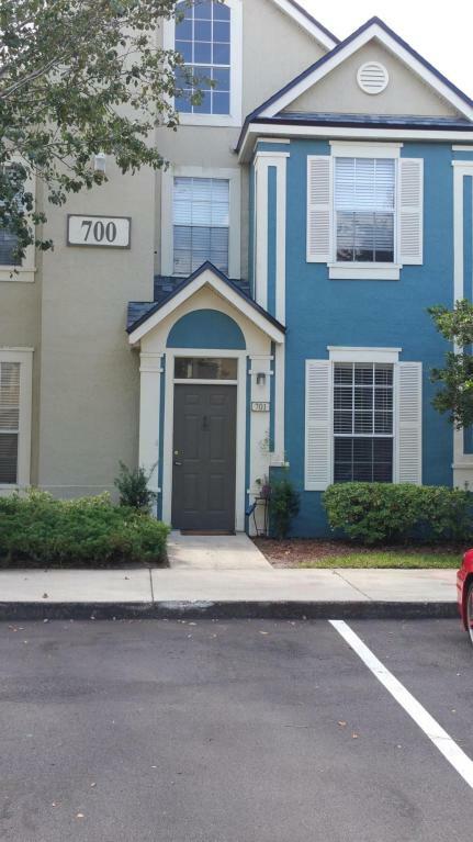 Property Photo:  13700 Richmond Park Drive 701  FL 32224 