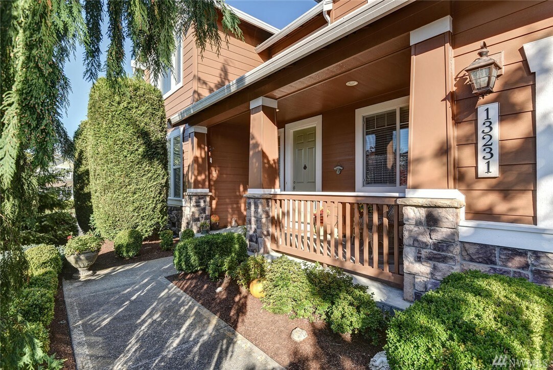 Property Photo: 13231 70th Dr SE WA 98296