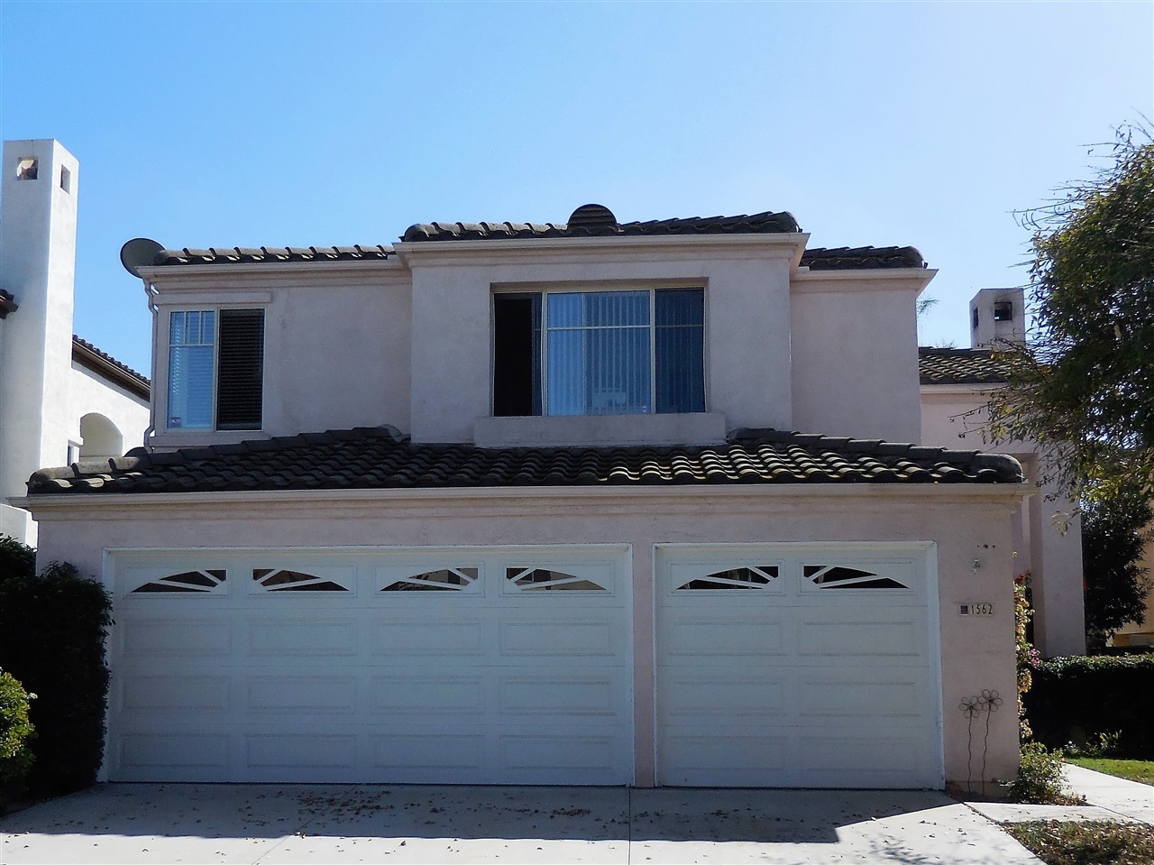 Property Photo:  1562 Pearl Heights Rd  CA 92081 