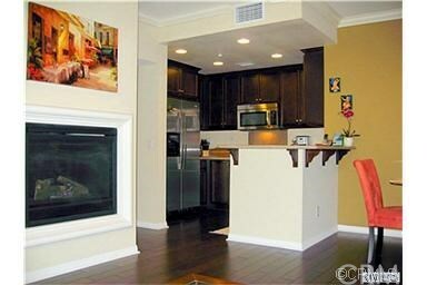 Property Photo:  64 Colonial Way  CA 92656 