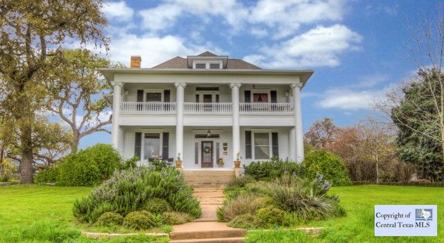 Property Photo:  714 Burleson Street  TX 78666 