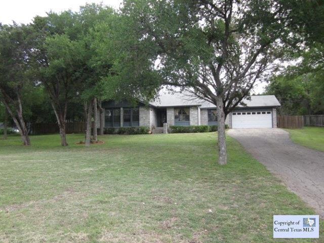 Property Photo: 732 Stagecoach Trail TX 78666