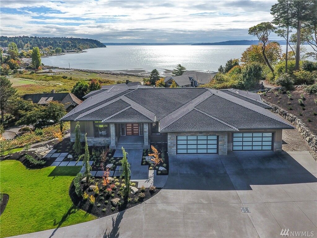 Property Photo: 1620 SW Miller Creek Rd WA 98166