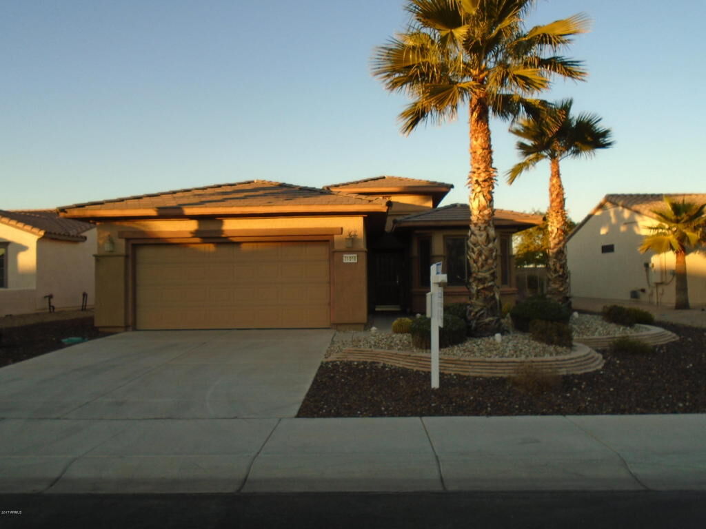 Property Photo:  21050 N Circle Cliffs Drive  AZ 85387 