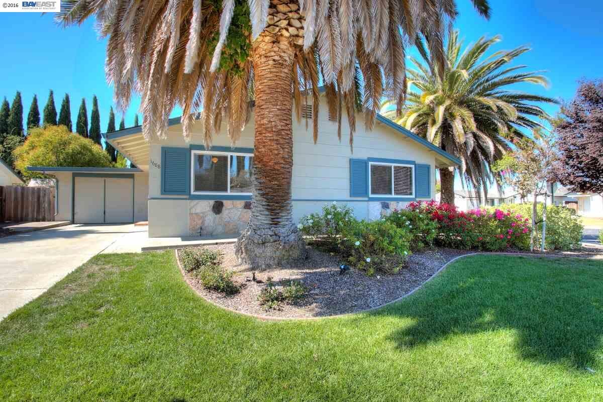 Property Photo:  1688 Bluebell Dr  CA 94551 
