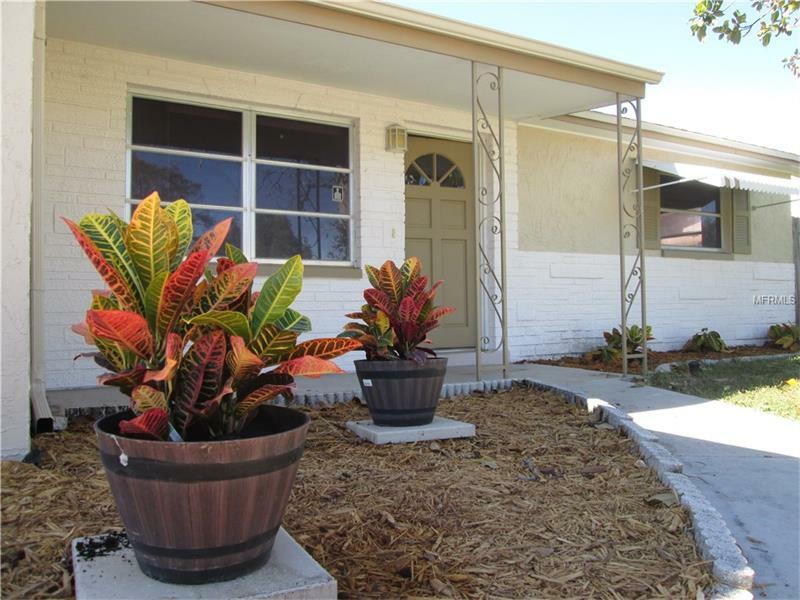 Property Photo:  1277 Chelsea Lane  FL 34691 