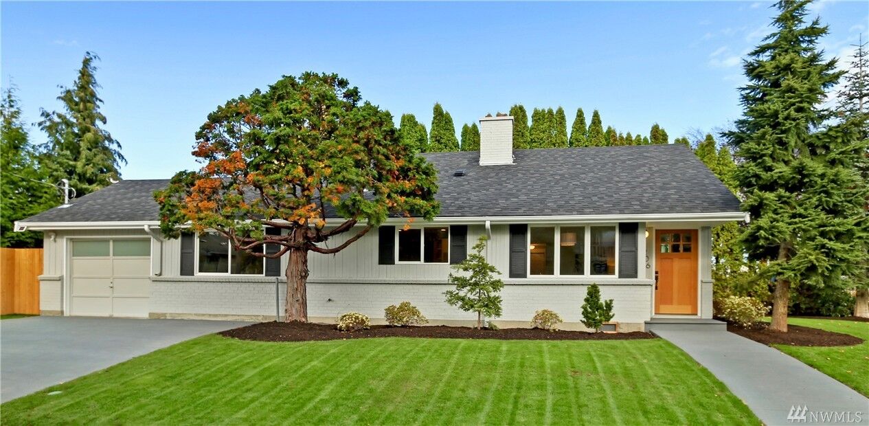 Property Photo:  1206 SW Myrtle St  WA 98106 