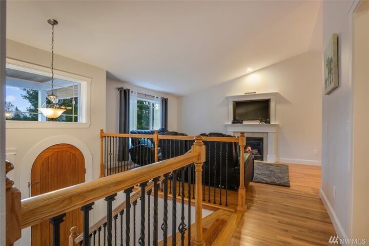 Property Photo:  2219 94th Place SE  WA 98208 
