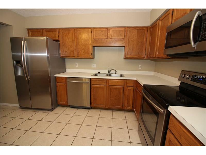 Property Photo:  1607 Grange Circle  FL 32750 