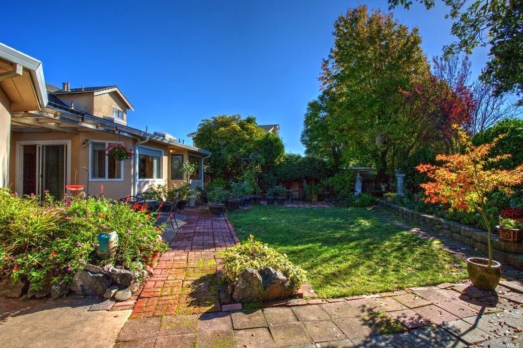 Property Photo:  381 Miller Creek Road  CA 94903 