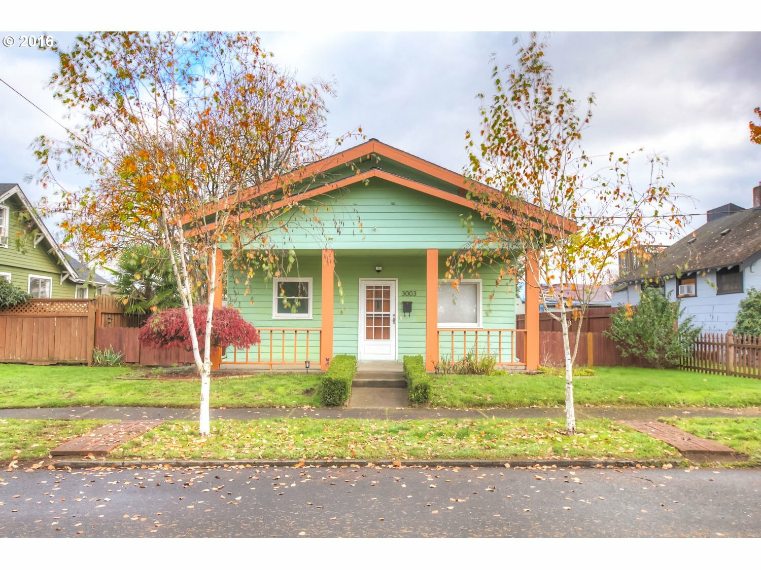 Property Photo:  3003 N St  WA 98663 