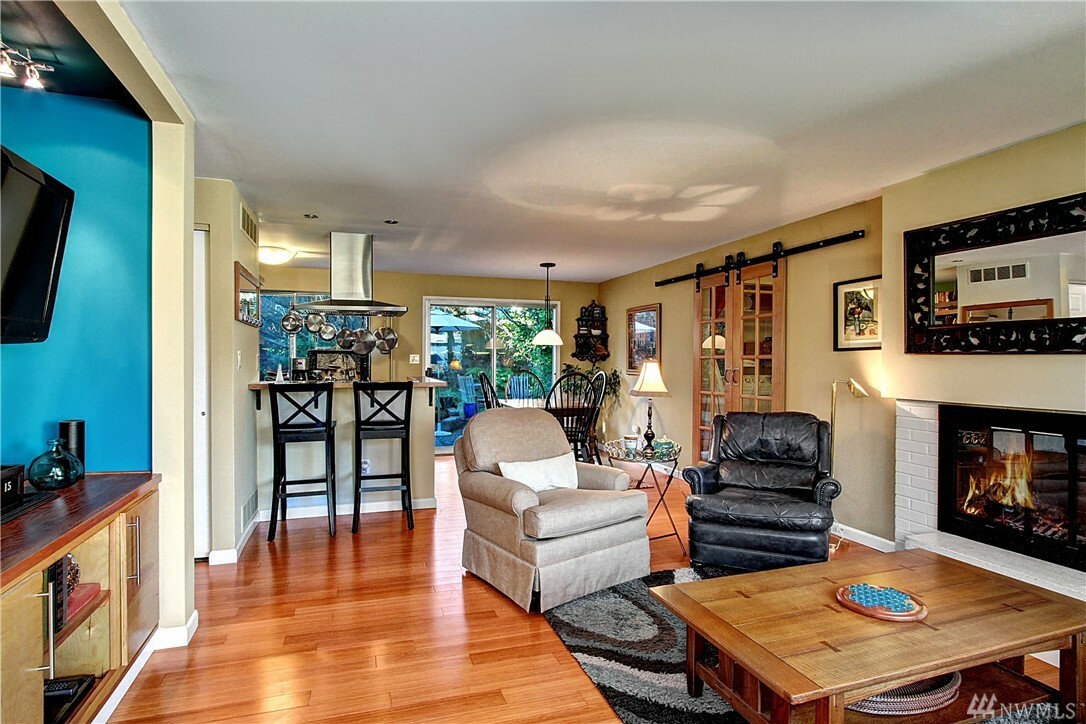 Property Photo: 1645 169th Ave NE WA 98008