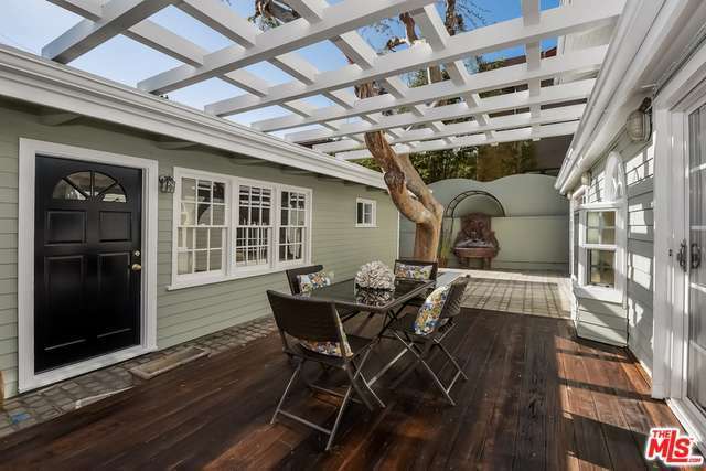 Property Photo:  3011 Clune Ave  CA 90291 