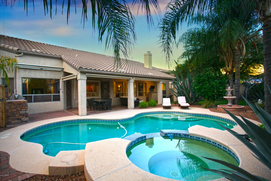 Property Photo: 217 W Milbrae Springs Drive AZ 85755