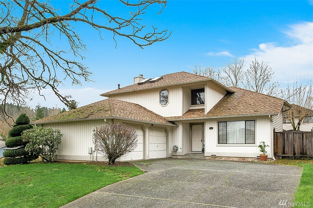 Property Photo: 15604 160th Ct SE WA 98058