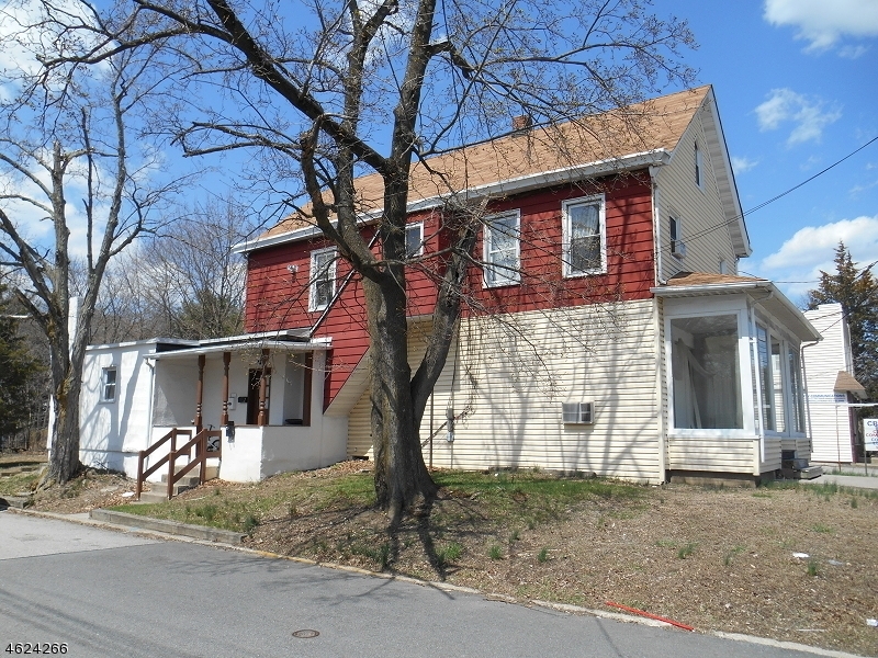 Property Photo:  673 Ringwood Ave  NJ 07465 