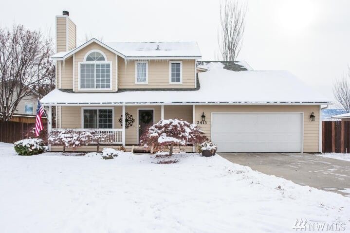 Property Photo:  2413 Plateau Place  WA 98802 
